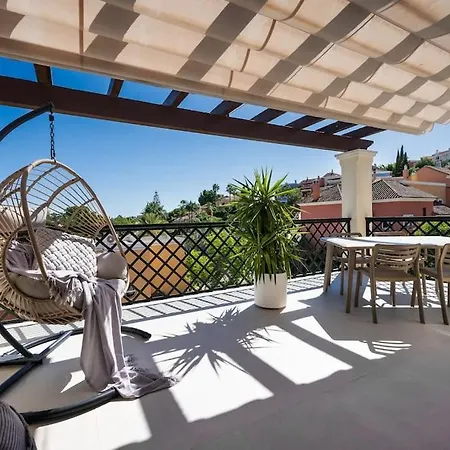 Luxurious 4br Designer Retreat In Holiday home Marbella
